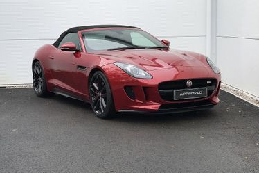 Jaguar F-TYPE P300 R-DYNAMIC