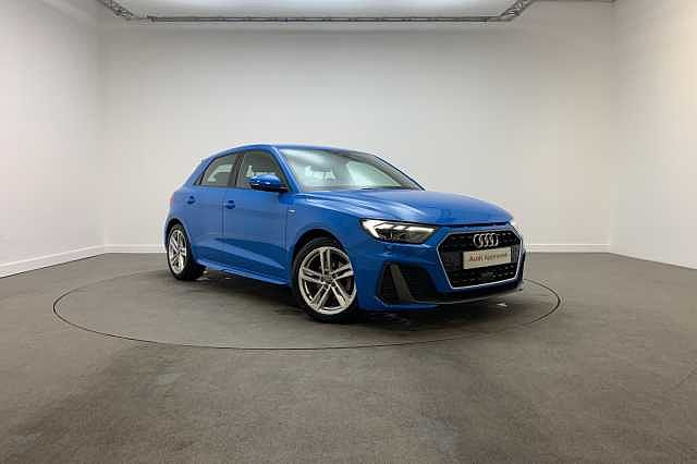  Audi A1 Sportback S line 30 TFSI 116 PS 6-speed