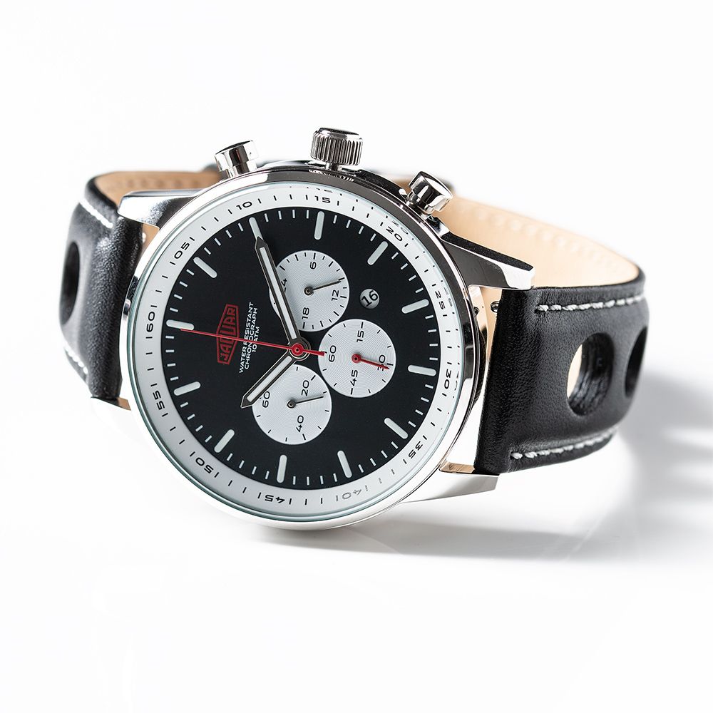 Jaguar Heritage Watch image number null
