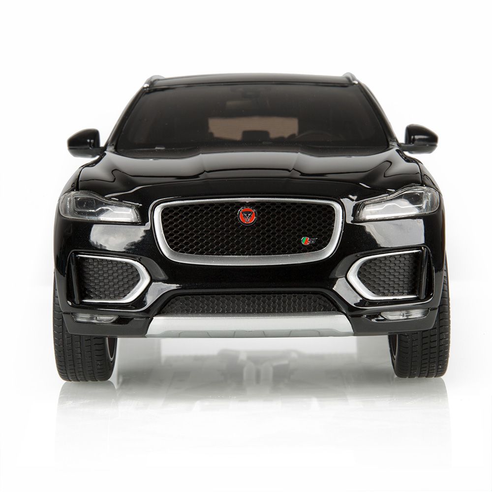 F-PACE 1:18 Scale Model image number null